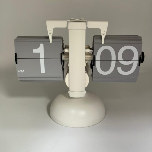 ساعت رومیزی ورقه‌ای Flip Clock